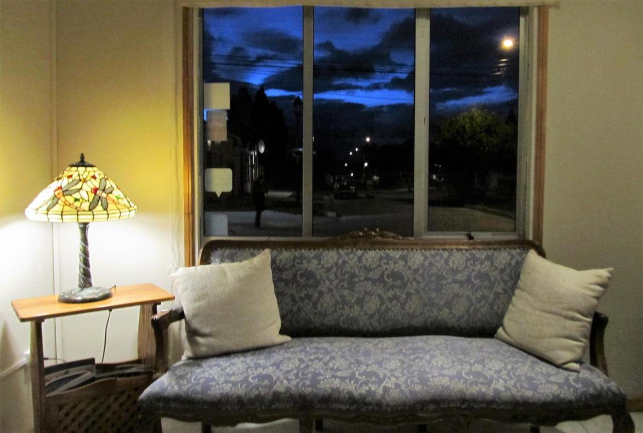 Patagonia Swiss House Hotel Puerto Natales Bagian luar foto